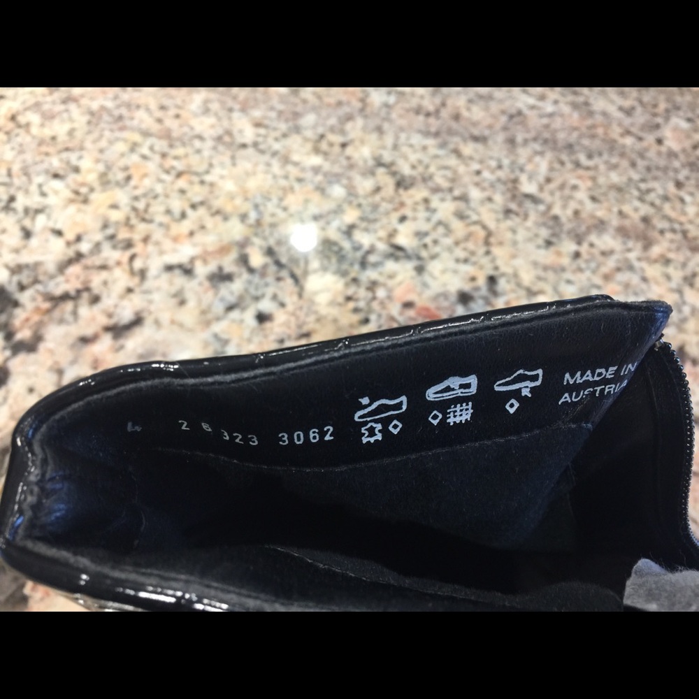 Black Ankle boots like new.